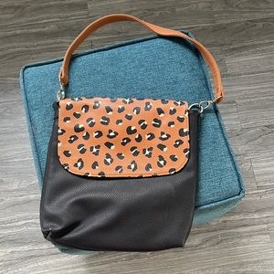 Thirty-One Studio 31 Shoulder Bag.